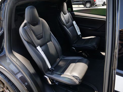 Used 2016 Tesla Model X 90D AWD/4WD image 30