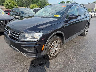 Used 2019 Volkswagen Tiguan SE w/ Panoramic Sunroof Package