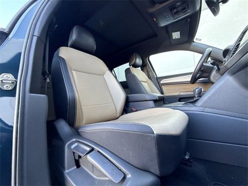 Used 2021 Volkswagen Atlas Cross Sport SE image 24