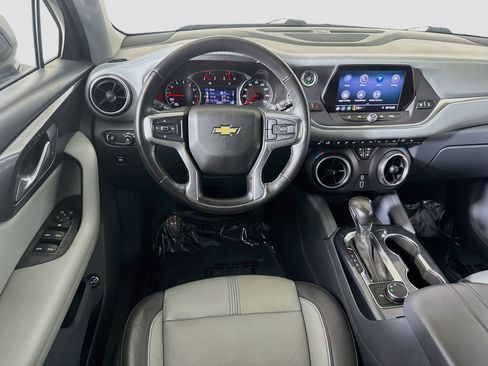 Used 2020 Chevrolet Blazer LT FWD image 17