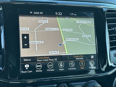 Used 2021 Jeep Grand Cherokee Laredo X image 16