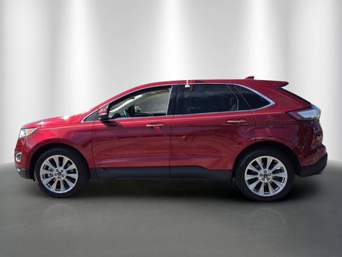 Used 2017 Ford Edge Titanium w/ Equipment Group 301A FWD image 4