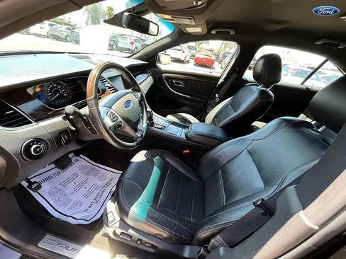 Used 2013 Ford Taurus Limited FWD image 9