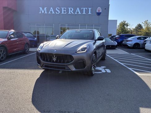 New 2025 Maserati Grecale Modena image 1