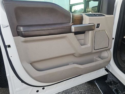 Used 2018 Ford F350 Limited AWD/4WD image 10
