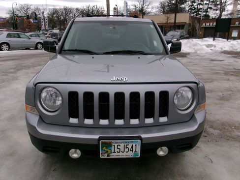 Used 2014 Jeep Patriot Latitude image 5