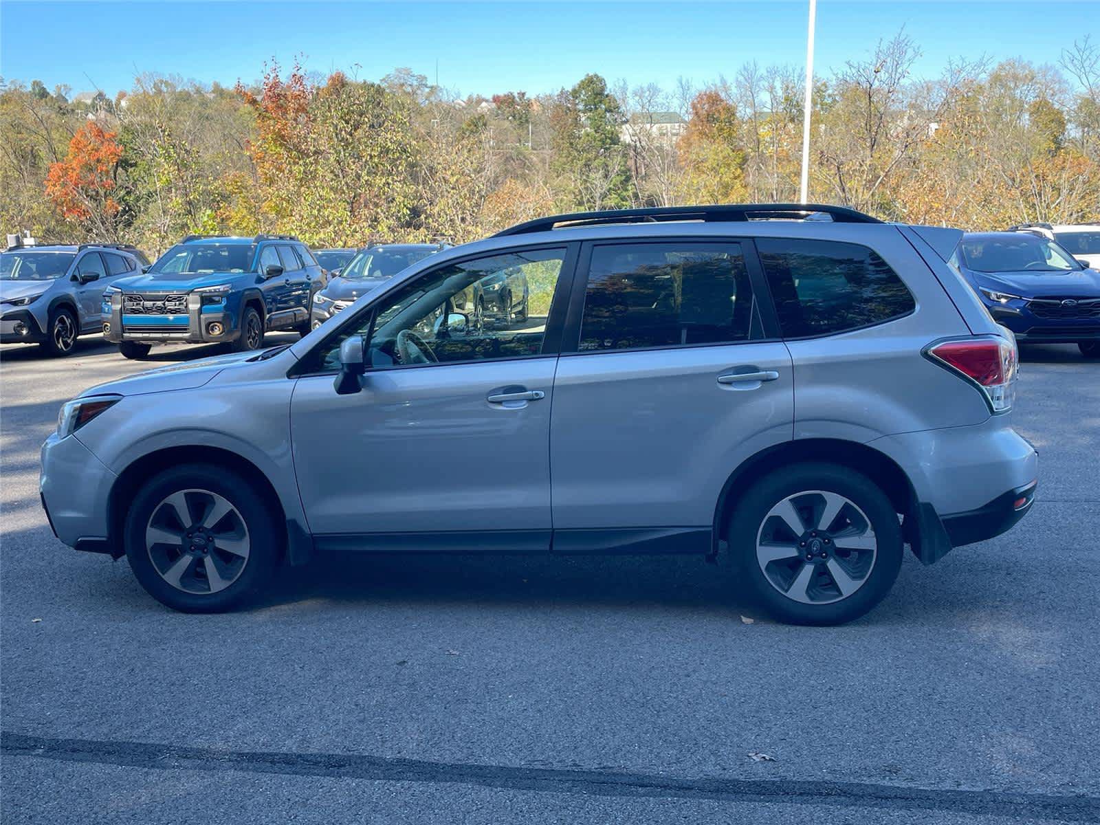 Used 2018 Subaru Forester 2.5i Premium w/ All-Weather Package AWD/4WD image 2