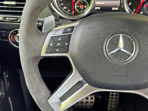 Used 2018 Mercedes-Benz G 550 Squared image 23