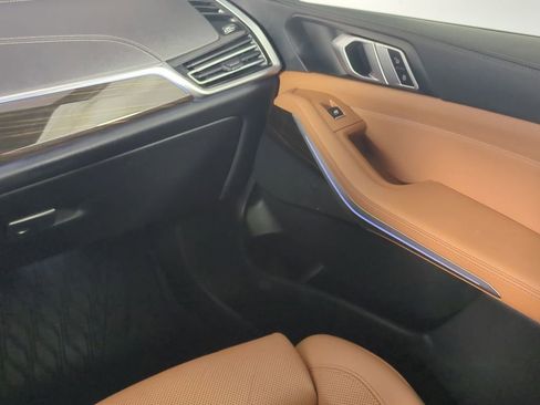 Used 2023 BMW X5 xDrive45e w/ Climate Comfort Package image 19