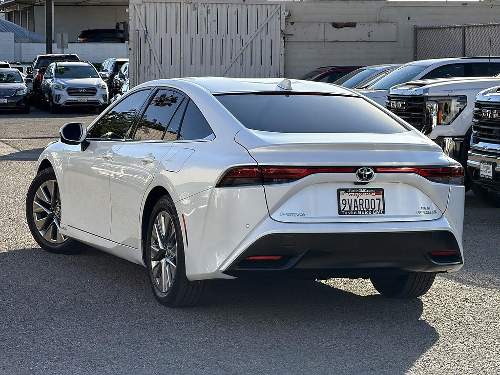 Used 2023 Toyota Mirai w/ Advanced Technology Package RWD image 7