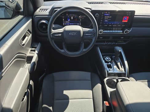 Used 2023 Chevrolet Colorado Trail Boss w/ Technology Package AWD/4WD image 3