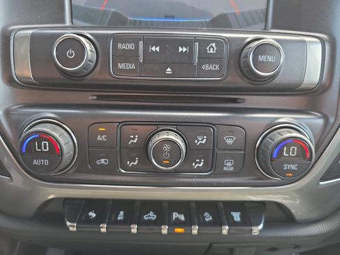 Used 2015 Chevrolet Silverado 3500 LT w/ LT Convenience Package AWD/4WD image 25