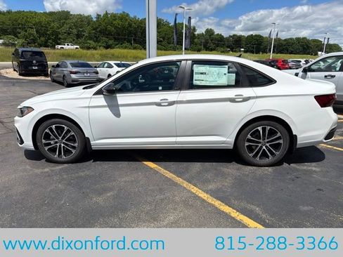 New 2026 Volkswagen Jetta Sport FWD image 4
