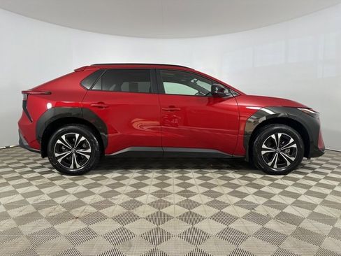Certified 2025 Toyota bZ4X AWD image 8
