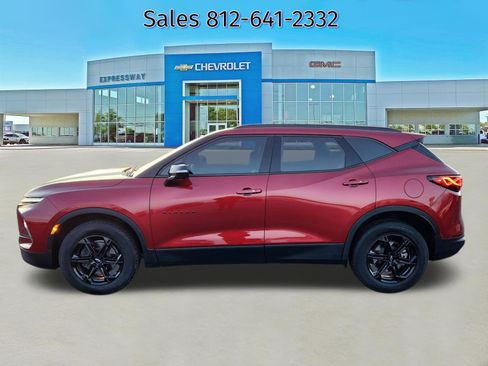 Used 2024 Chevrolet Blazer LT w/ Midnight/Sport Edition image 4