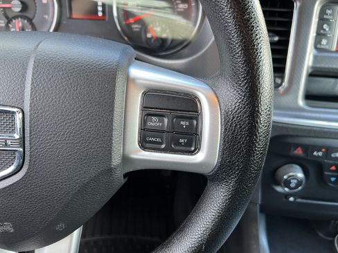 Used 2014 Dodge Charger SE RWD image 25