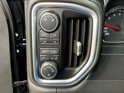 Used 2019 Chevrolet Silverado 1500 RST w/ All-Star Edition image 18