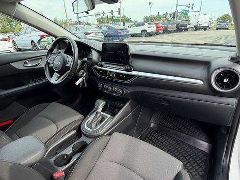 Used 2024 Kia Forte LXS FWD image 21