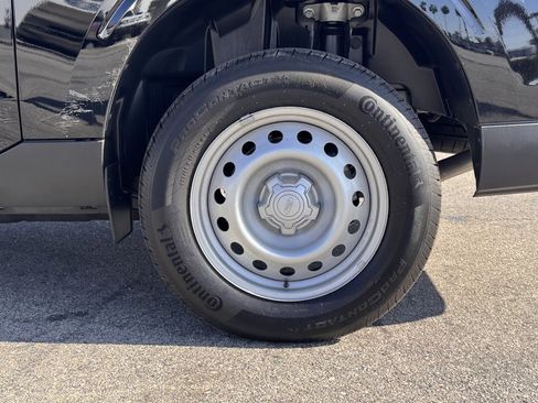 Used 2025 Ford Maverick XL w/ 4K Tow Package image 14