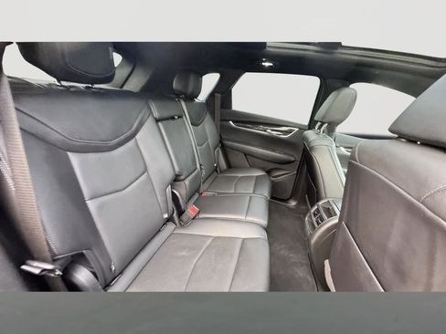 Used 2021 Cadillac XT5 Premium Luxury image 11