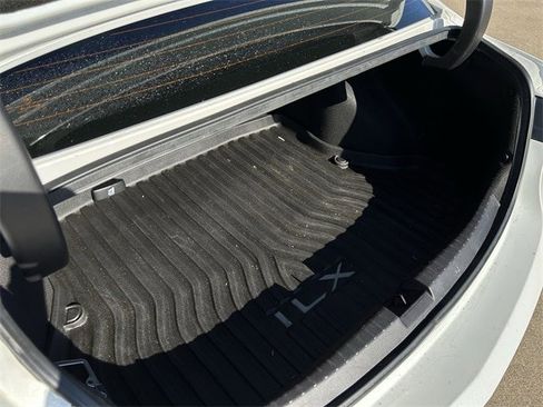 Used 2021 Acura ILX image 34