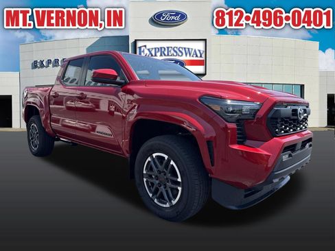 Used 2024 Toyota Tacoma 4x4 Double Cab image 11