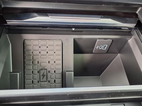 New 2026 Ford F250 Platinum image 15