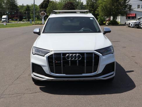 Used 2022 Audi SQ7 Prestige w/ Prestige Package AWD/4WD image 2