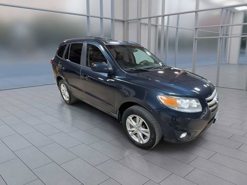 Used 2012 Hyundai Santa Fe SE image 2