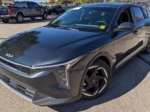 Used 2025 Kia K4 EX FWD image 6