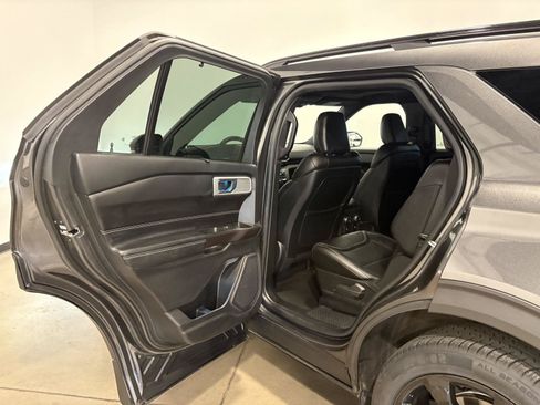 Used 2020 Ford Explorer ST w/ ST Street Pack AWD/4WD image 28