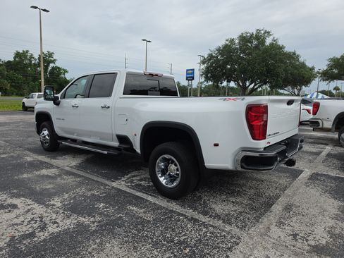 Used 2026 Chevrolet Silverado 3500 LTZ w/ LTZ Plus Package AWD/4WD image 5