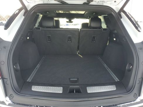 Used 2021 Cadillac XT5 Premium Luxury image 28