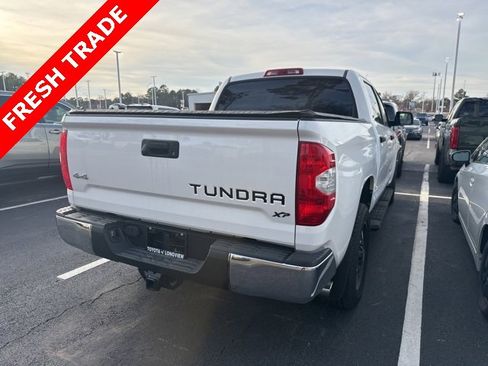 Used 2018 Toyota Tundra SR5 w/ SR5 Upgrade Package image 12