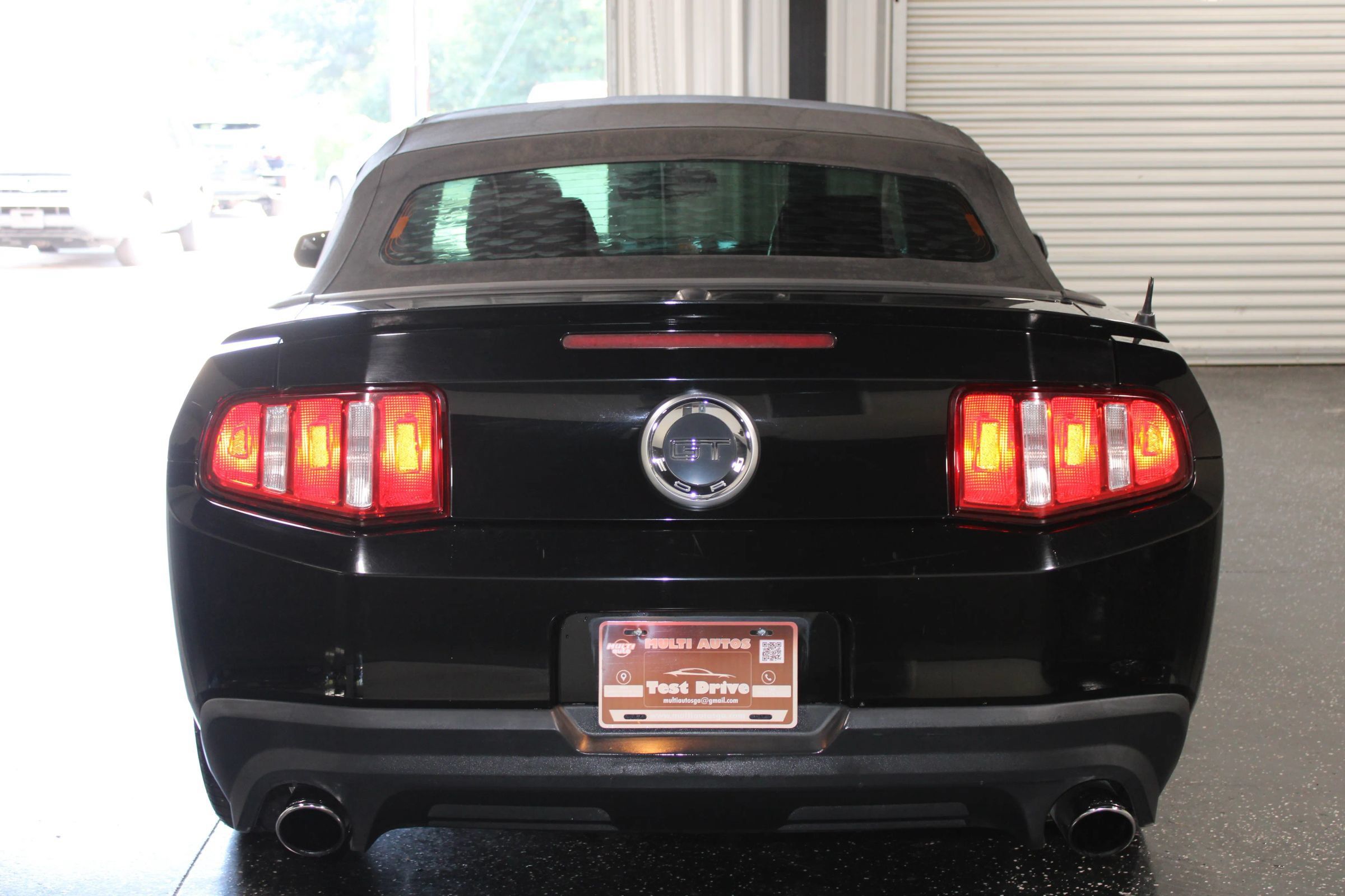 Used 2011 Ford Mustang GT Premium w/ Comfort Pkg RWD image 5