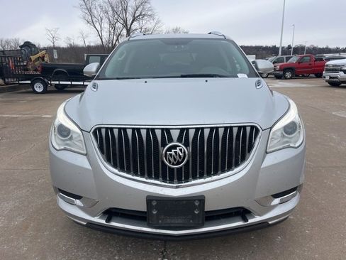 Used 2017 Buick Enclave Leather image 8