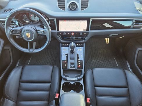 Used 2023 Porsche Macan S image 24