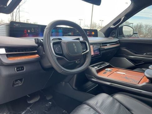 Used 2025 Lincoln Navigator L Black Label AWD/4WD image 33