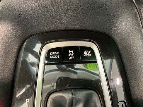 Certified 2025 Toyota Corolla LE FWD image 16