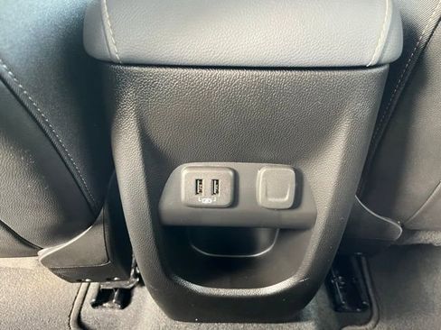 Used 2022 Chevrolet Colorado Z71 w/ Safety Package image 13