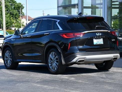 Certified 2025 INFINITI QX50 Luxe AWD/4WD image 9