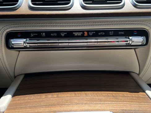 Used 2023 Mercedes-Benz GLE 350 4MATIC image 29