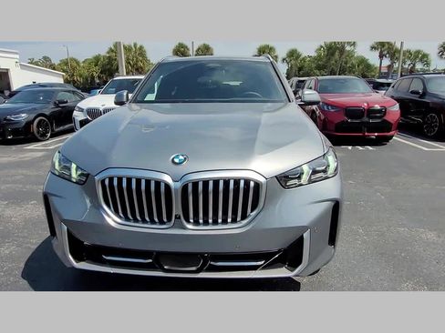 New 2026 BMW X5 xDrive40i w/ Parking Assistance Package image 31