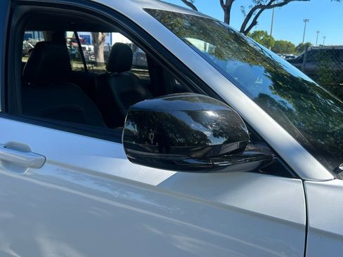 New 2025 Jeep Grand Cherokee L Altitude image 30