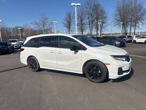 Used 2025 Honda Odyssey Sport-L image 8