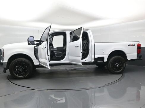 Used 2024 Ford F250 Lariat image 48