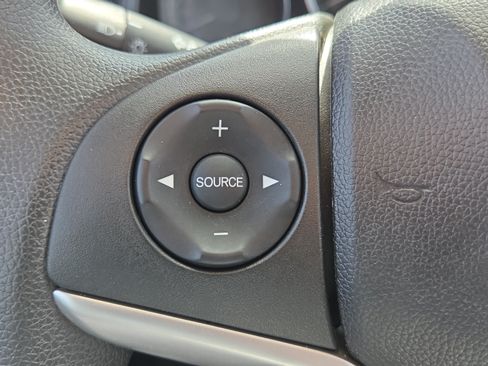 Used 2019 Honda Fit LX image 22