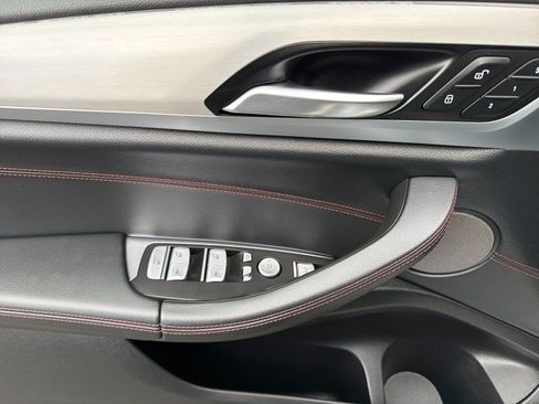 Used 2020 BMW X4 M40i w/ Executive Package image 11