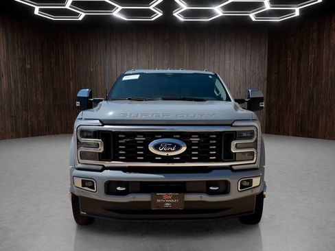 Used 2024 Ford F450 Limited AWD/4WD image 4