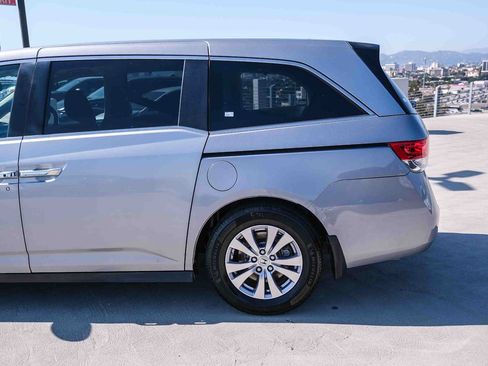 Used 2016 Honda Odyssey EX-L image 8